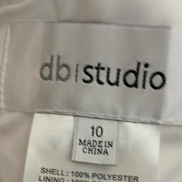 Dress - Picture 3 of 4